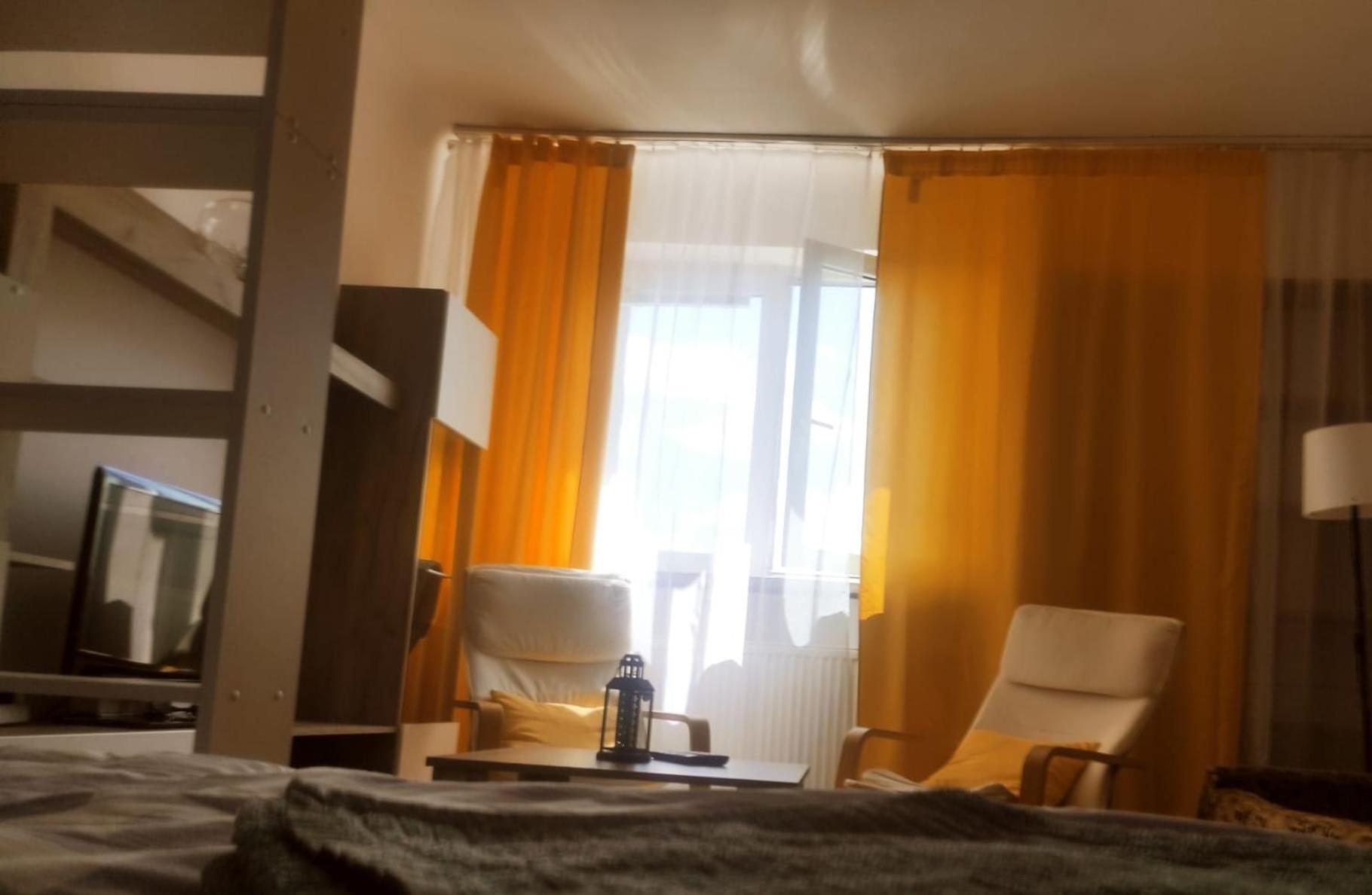 Przytulny Apartament W Centrum Warszawy Varsó Kültér fotó